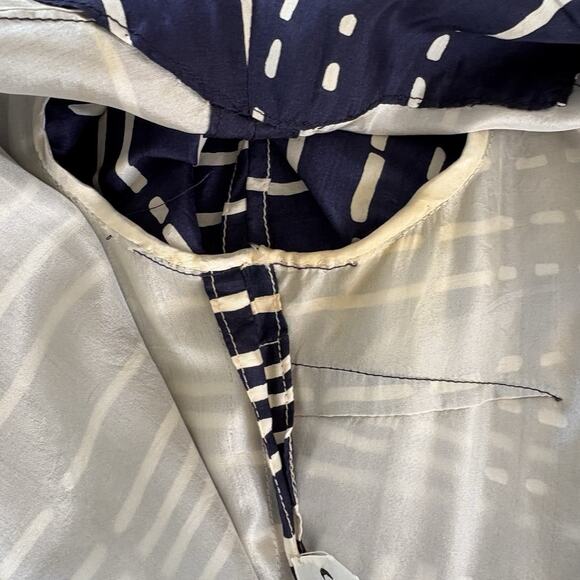 Vintage 80s Elizabeth Arden Navy Blue & White Silk Long Sleeve Midi Dress Sz 12 - Picture 14 of 16